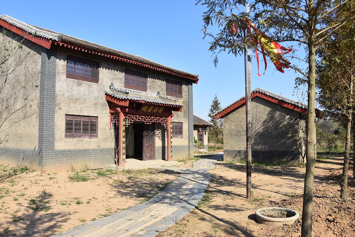 紫藤長(zhǎng)廊